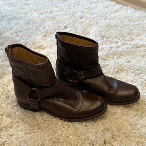 Brown Frye Phillip Harness Boots. Size 7.5